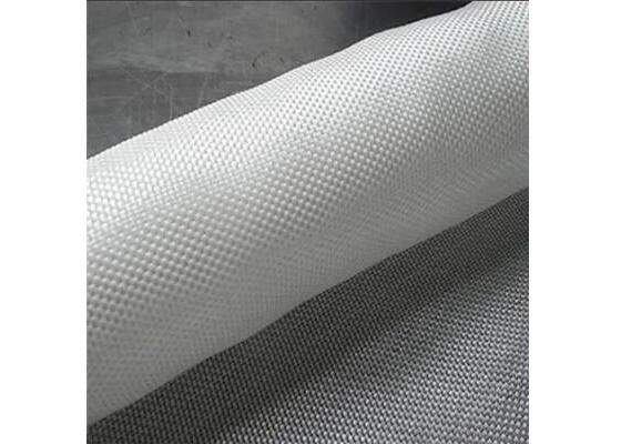 Deformación baja 220gsm de la tela de alta resistencia de los 30/30KN/M PP Polypropylene Woven Geotextile en el refuerzo